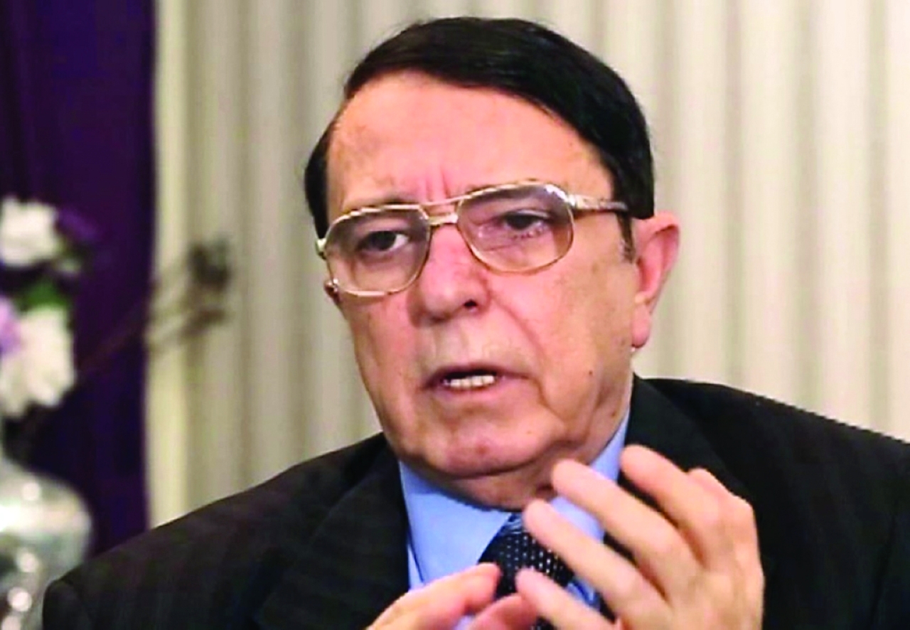 "رياض نعسان أغا"