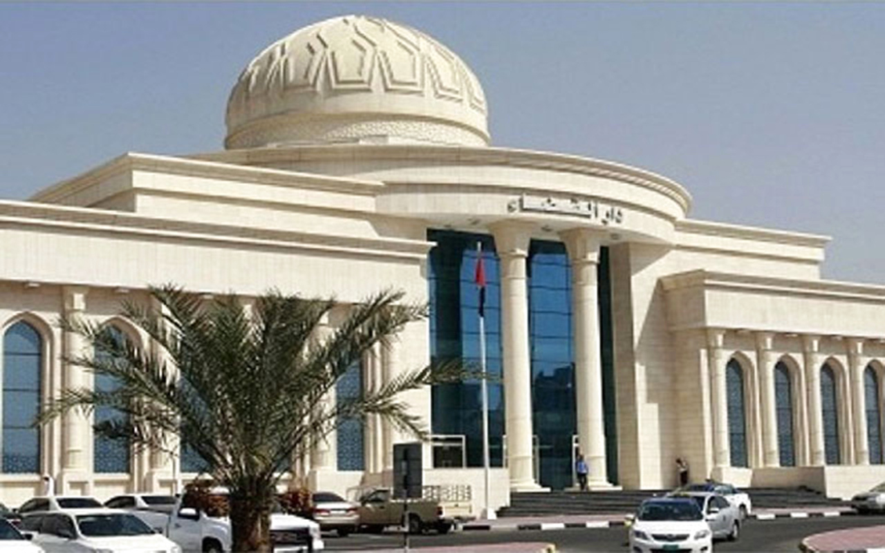 والد شيخة المتوفاة بحادث دهس يتبرع بقيمة الدية لمشاريع خيرية