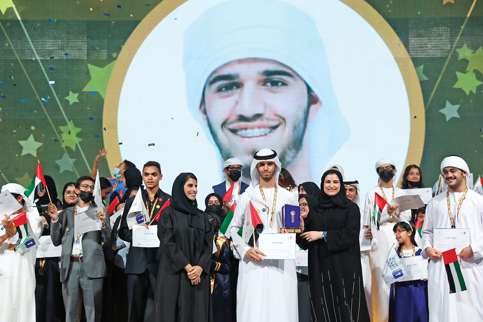 محمد علي اليماحي.. بطل الإمارات في تحدي القراءة العربي