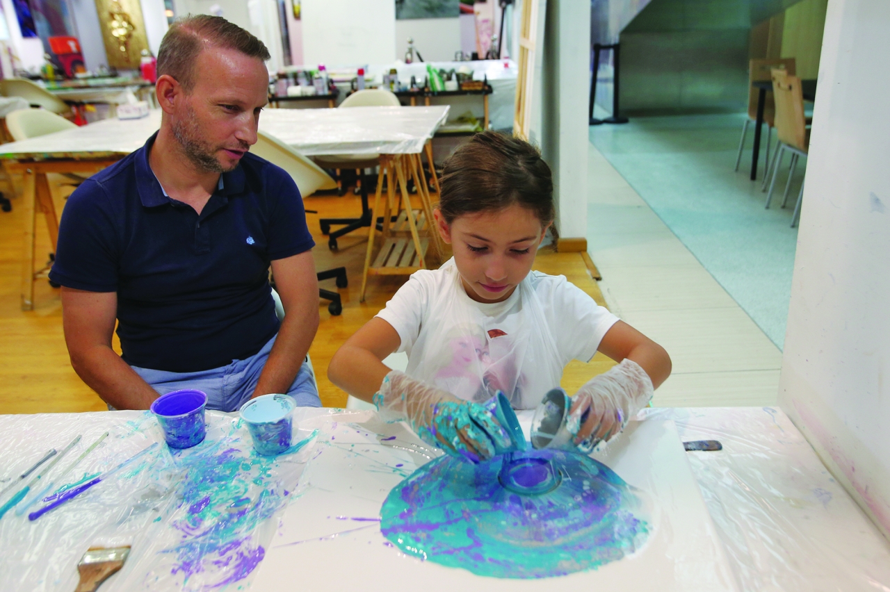 "الاستوديو يوفر تجارب استثنائية للأفراد والمجموعات والشركات"