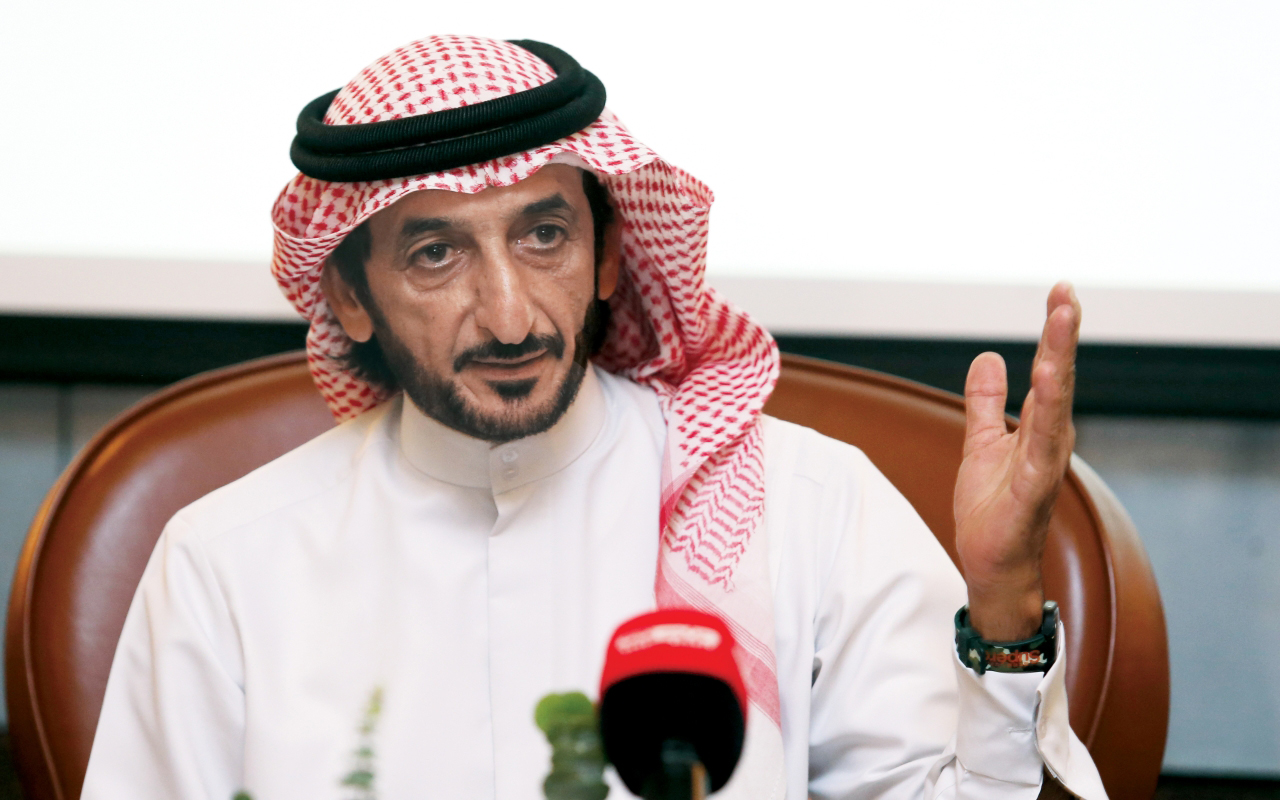 "أحمد بن حشر"
