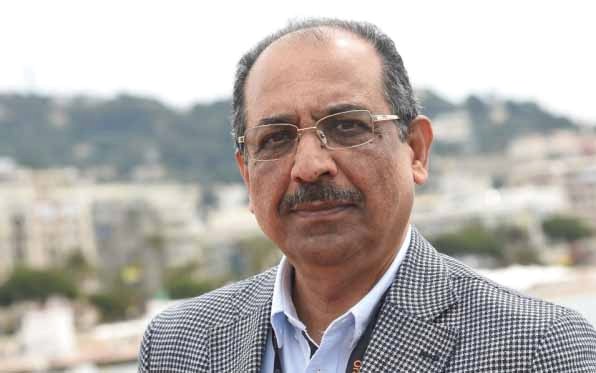 "عبد الستار ناجي"