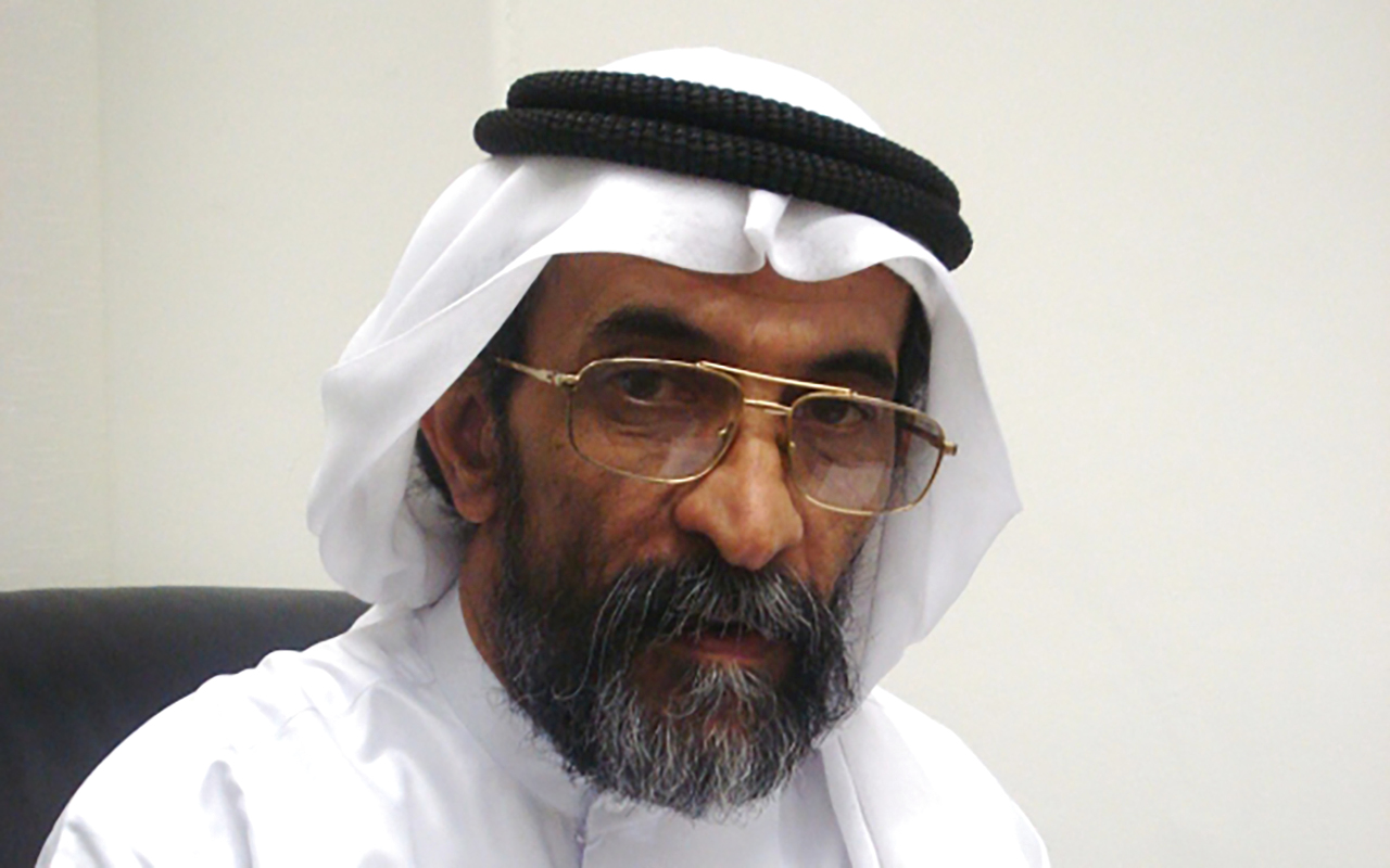 "علي أبوالريش"