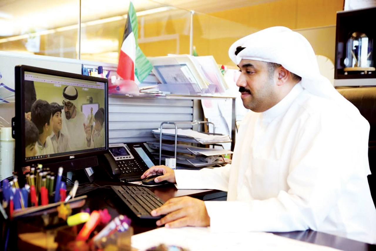 "جانب من عملية تقييم مشاركات الجائزة | من المصدر"