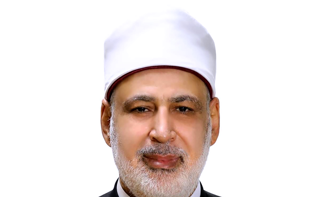 "محمد عبد الرحمن الضويني"