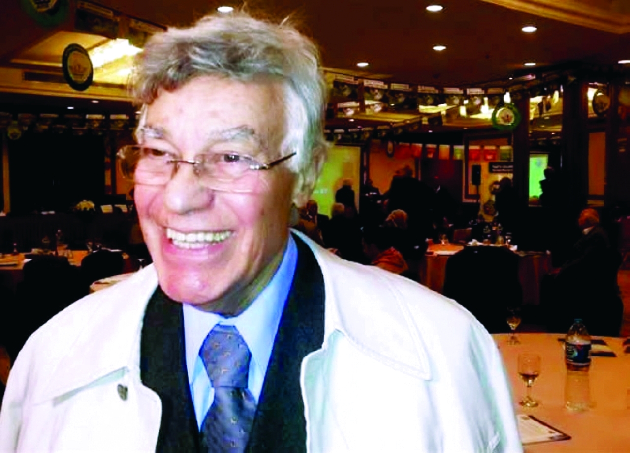 "محمد الزرقا"