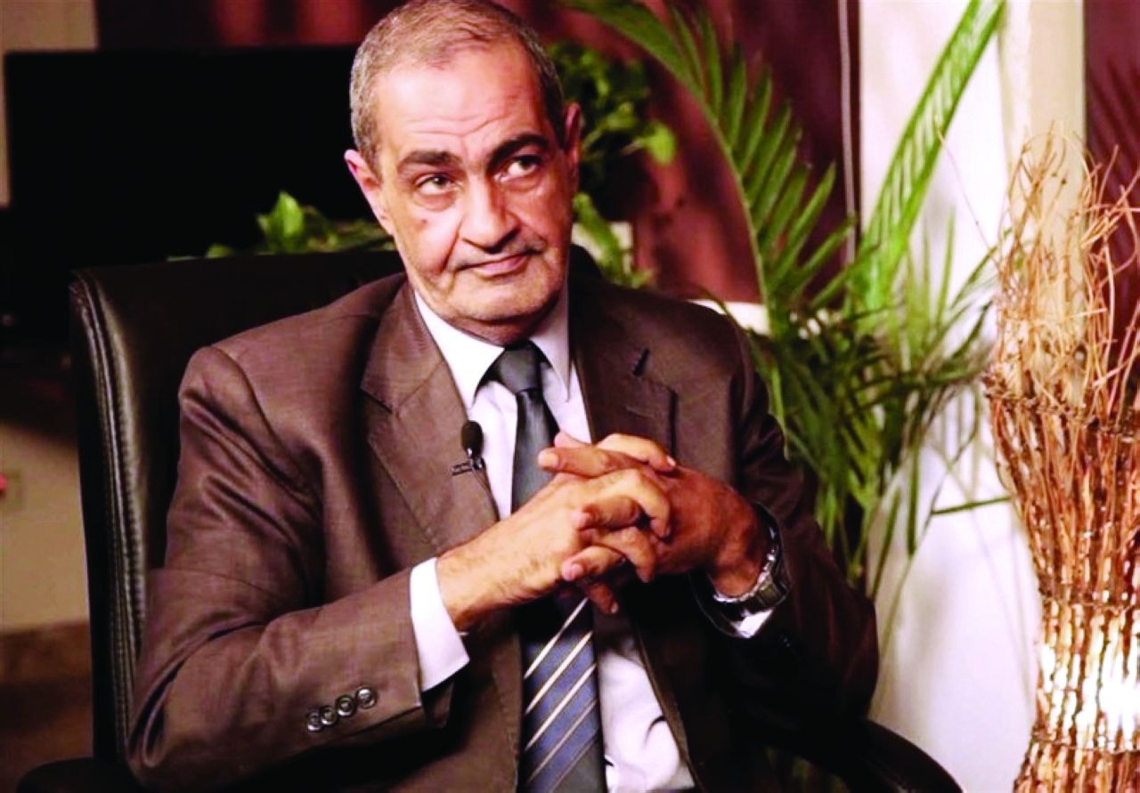 "أسامة الدليل"