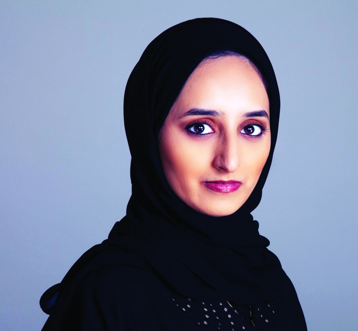 "آمنه الشامسي"