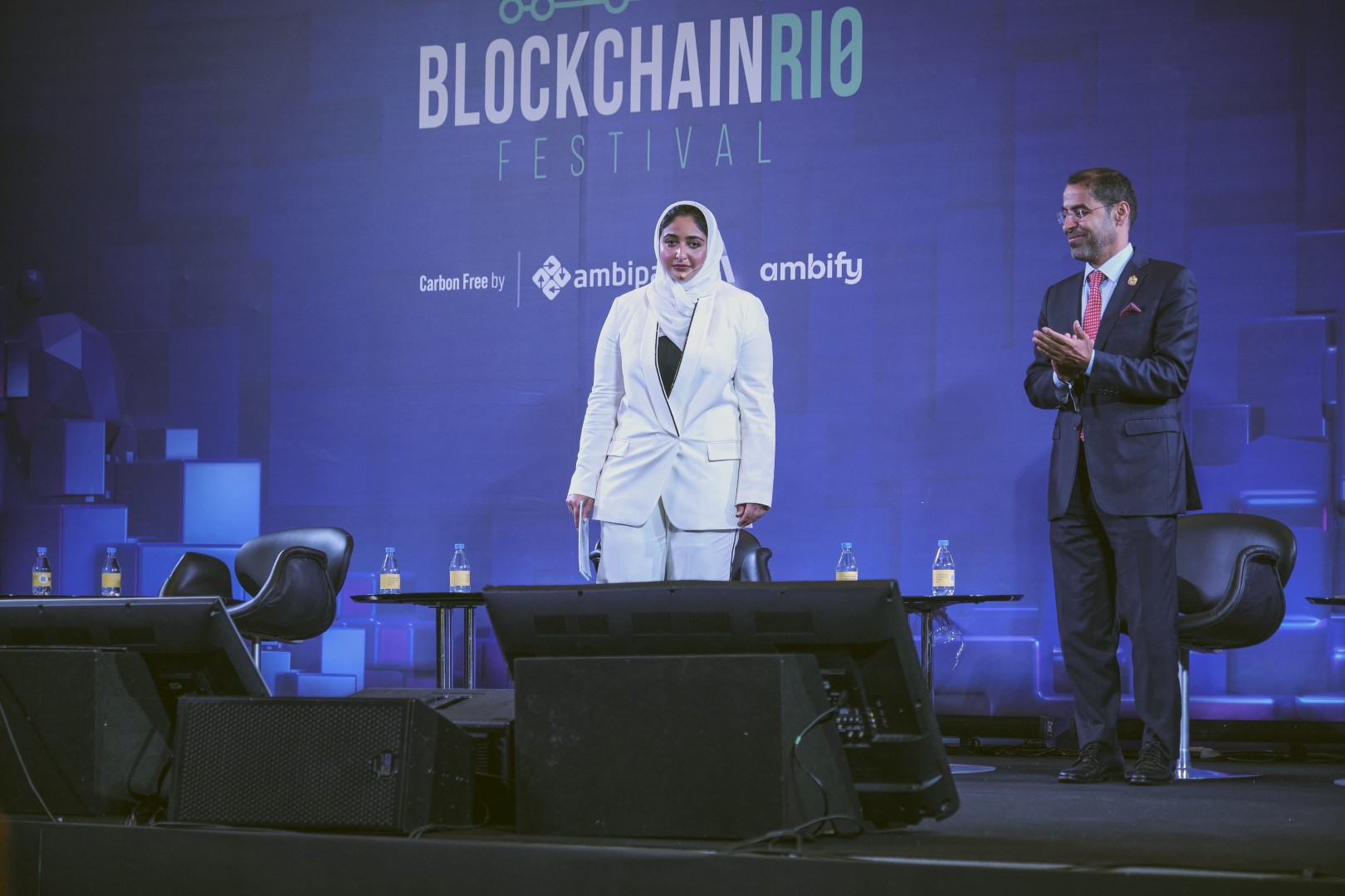 موزة آل مكتوم تشارك في حفل جوائز "ومين إن تِك" العالمية في ريو دي جانيرو