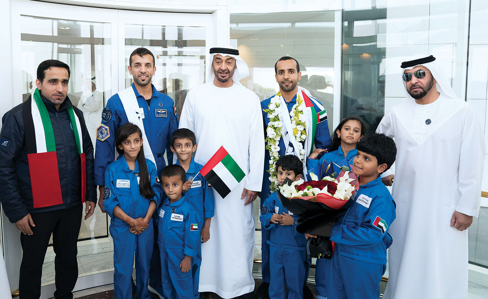 "محمد بن زايد يولي قطاع الفضاء اهتماماً كبيراً | أرشيفية"