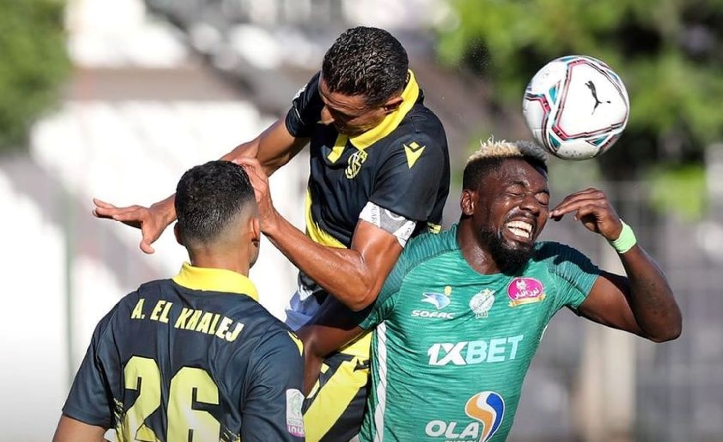مفاجأة في الدوري المغربي.. تواركة يصعق الرجاء