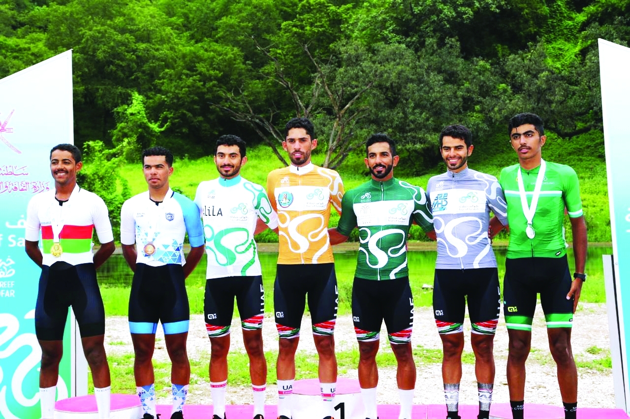 "جانب من مراسم التتويج | البيان"