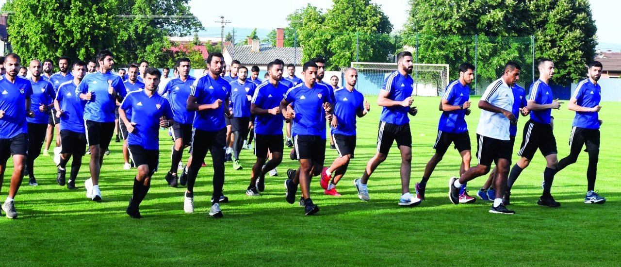 "جانب من تدريبات قضاة الملاعب | البيان"