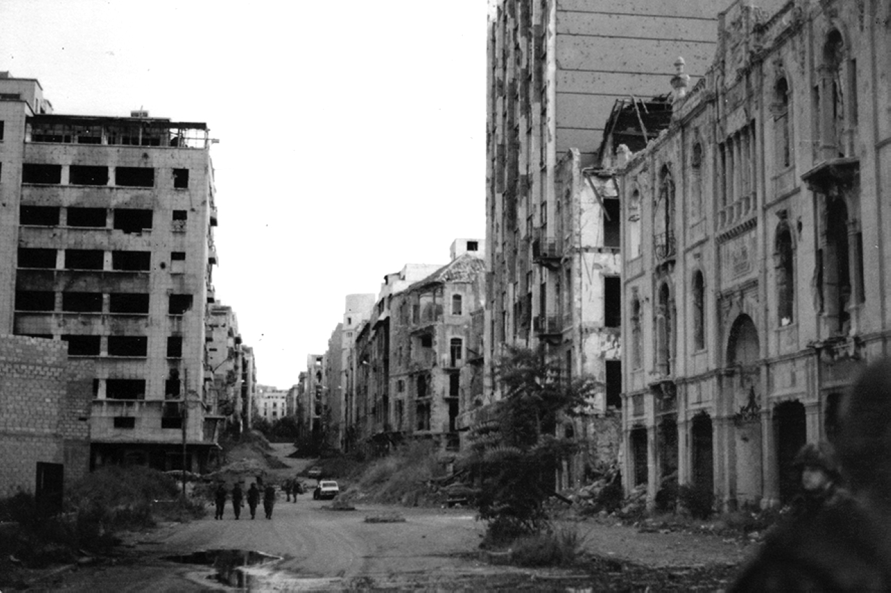 "1989بدء انعقاد مؤتمر الطائف بالسعودية لحل مشكلة الحرب الأهلية اللبنانية."