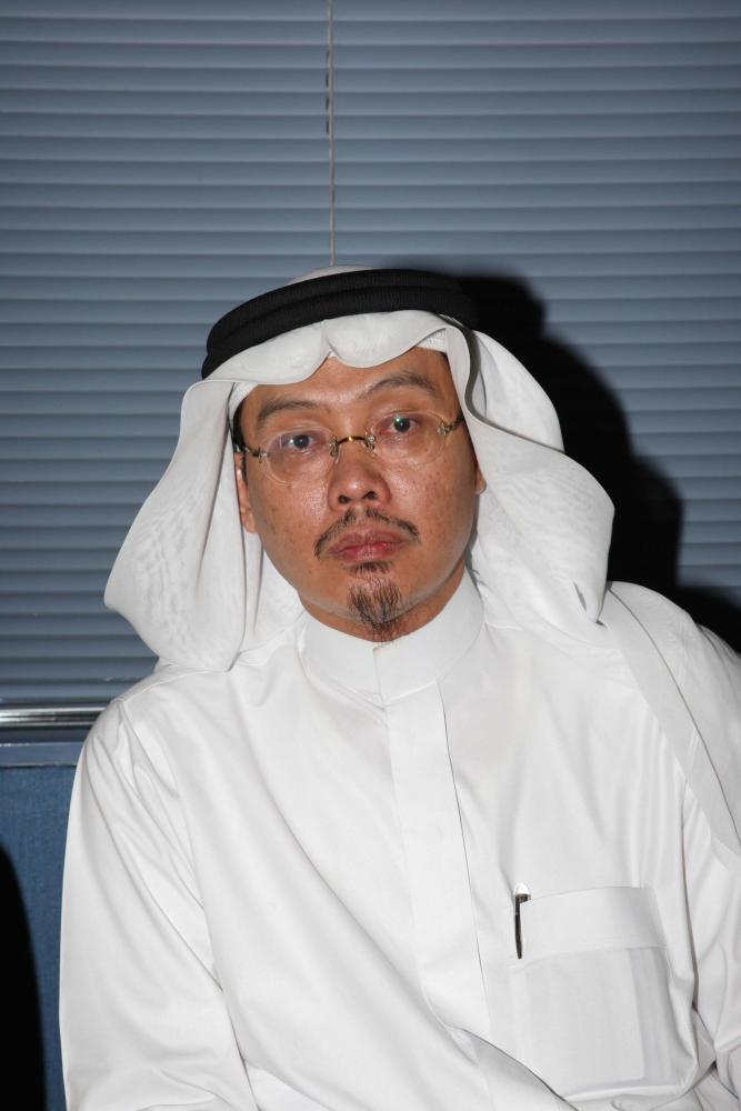 "د. اسامة مطرفي"