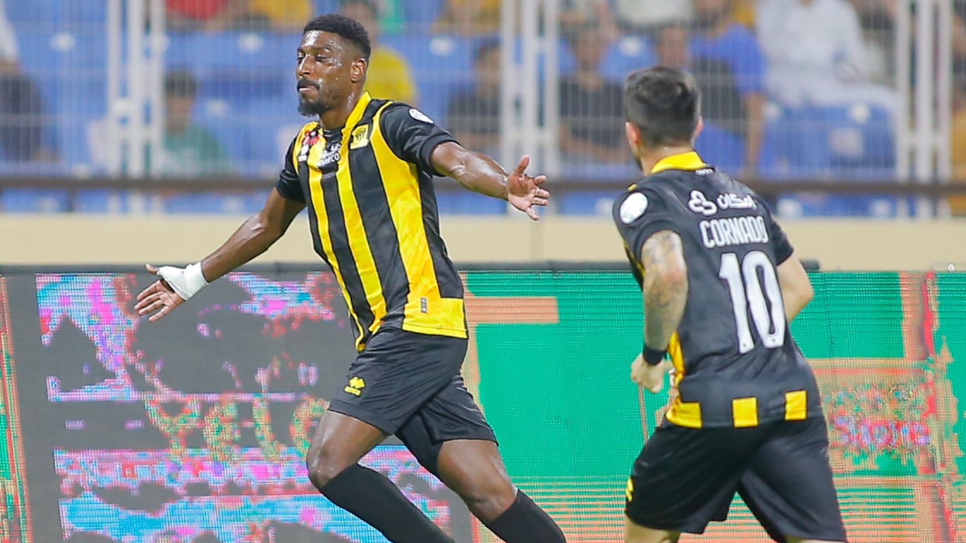 النصر والاتحاد فى كلاسيكو ناري بالدوري السعودي..الليلة