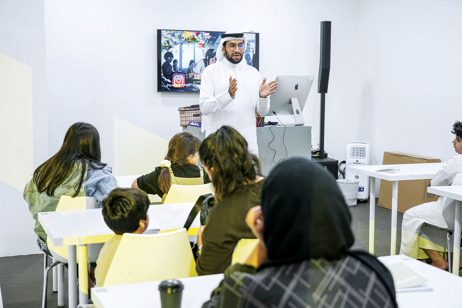 «الشارقة السينمائي الدولي 2022» يُعرّف زواره على مراحل صناعة السينما