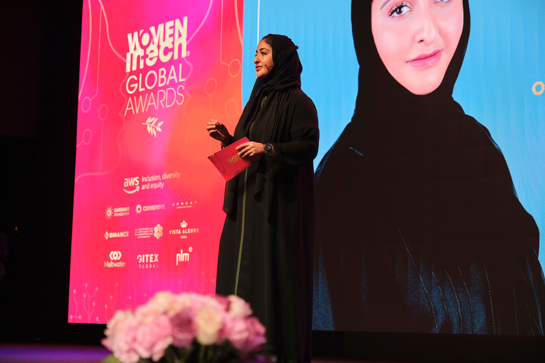 برعاية وحضور موزة آل مكتوم .. دبي تستضيف حفل توزيع جوائز "ومين إن تِك" لتكريم الرائدات بمجال التكنولوجيا