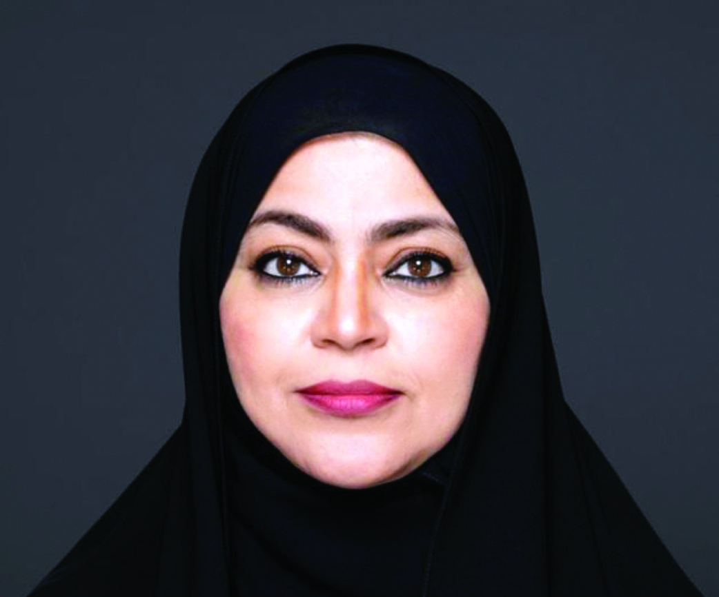 "سمية السويدي"