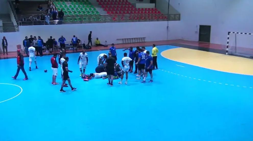 توقف قلبه مرتين.. وفاة لاعب أردني في مباراة كرة يد (فيديو)
