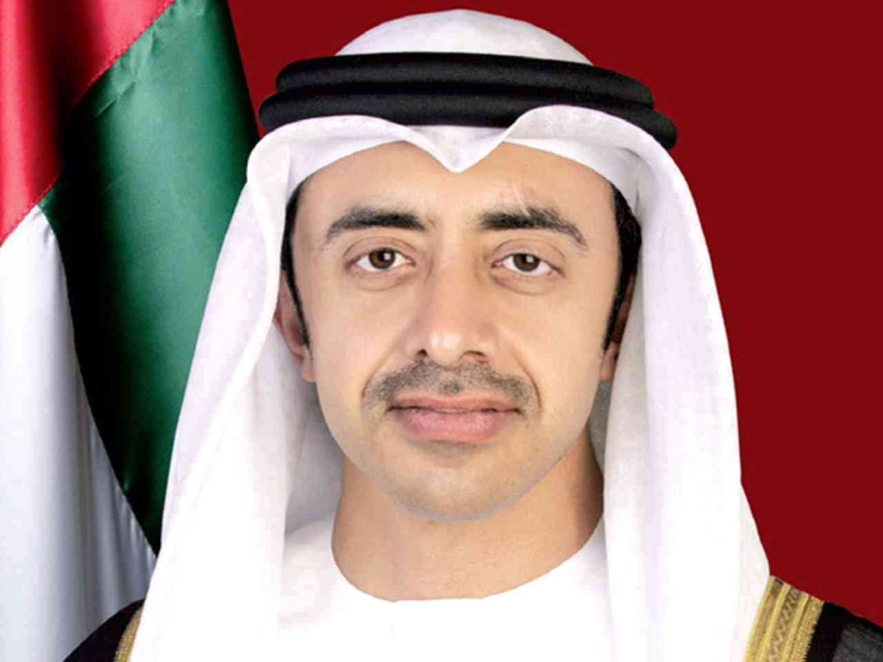 استعراض دور القيادات الدينية في تحقيق السلام