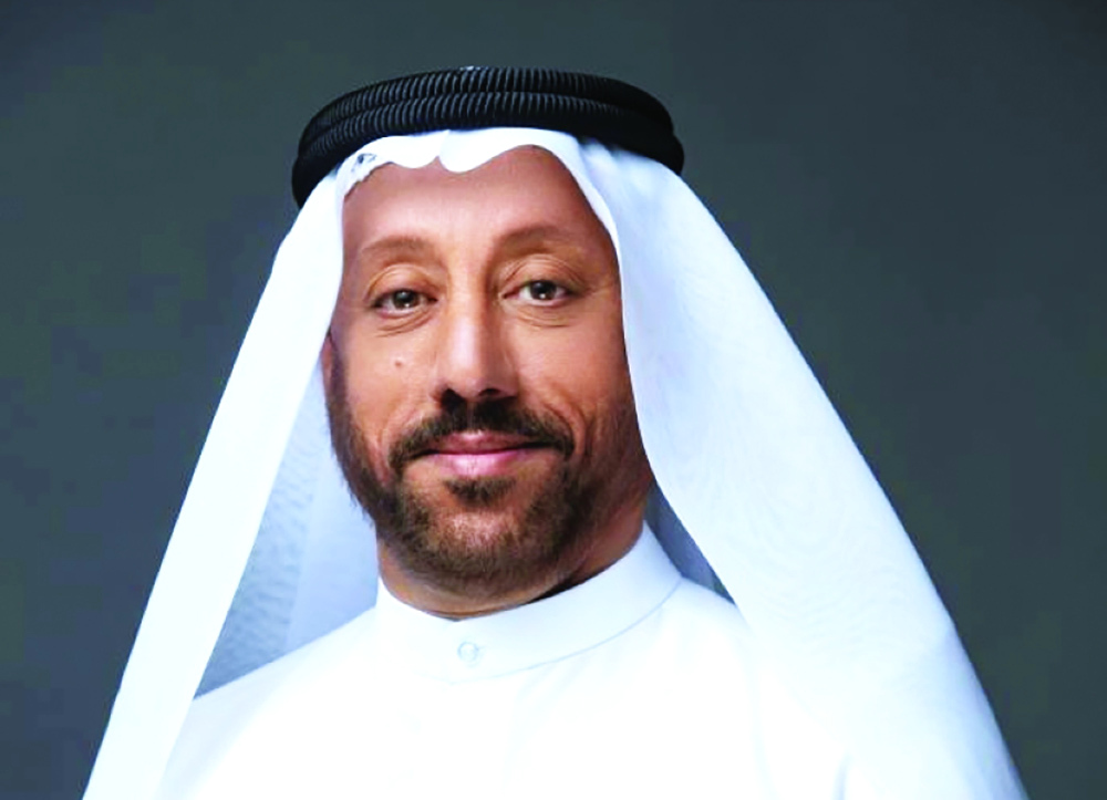 "عبدالله العويس"