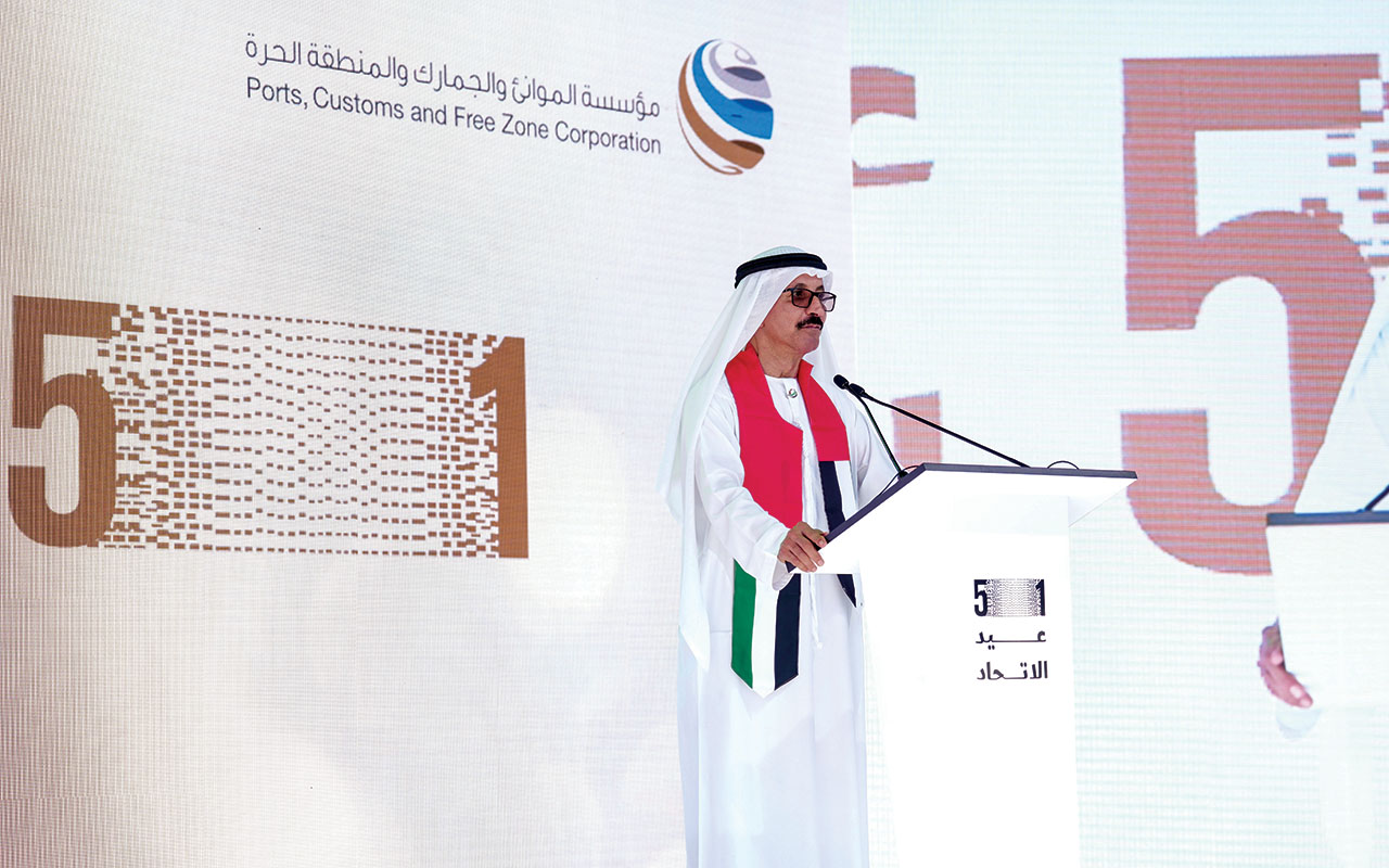 "سلطان بن سليم خلال الاحتفال الرسمي للمؤسسة بعيد الاتحاد | البيان"