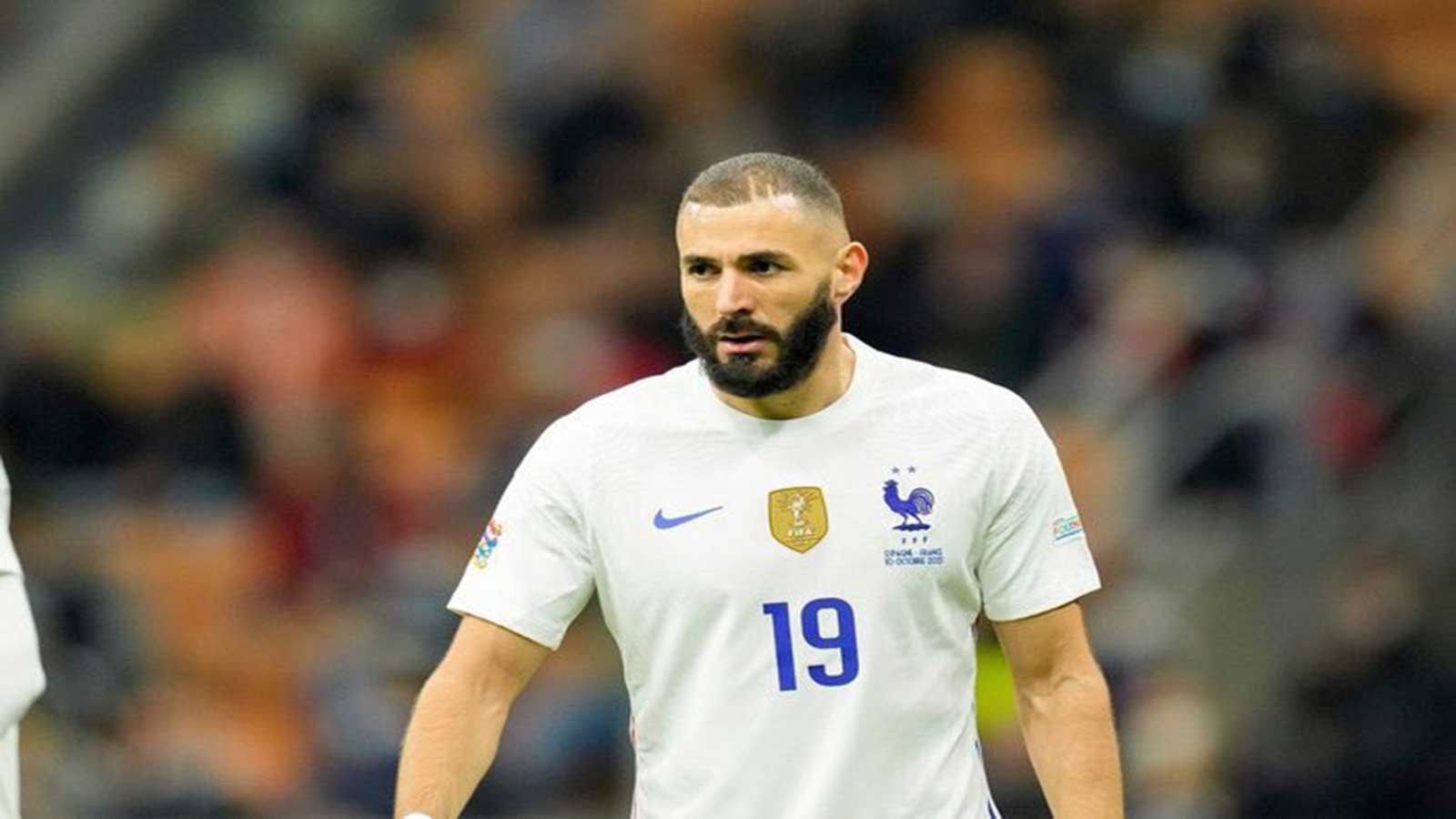 ديشان:  بنزيما "لا يشغل بالي"