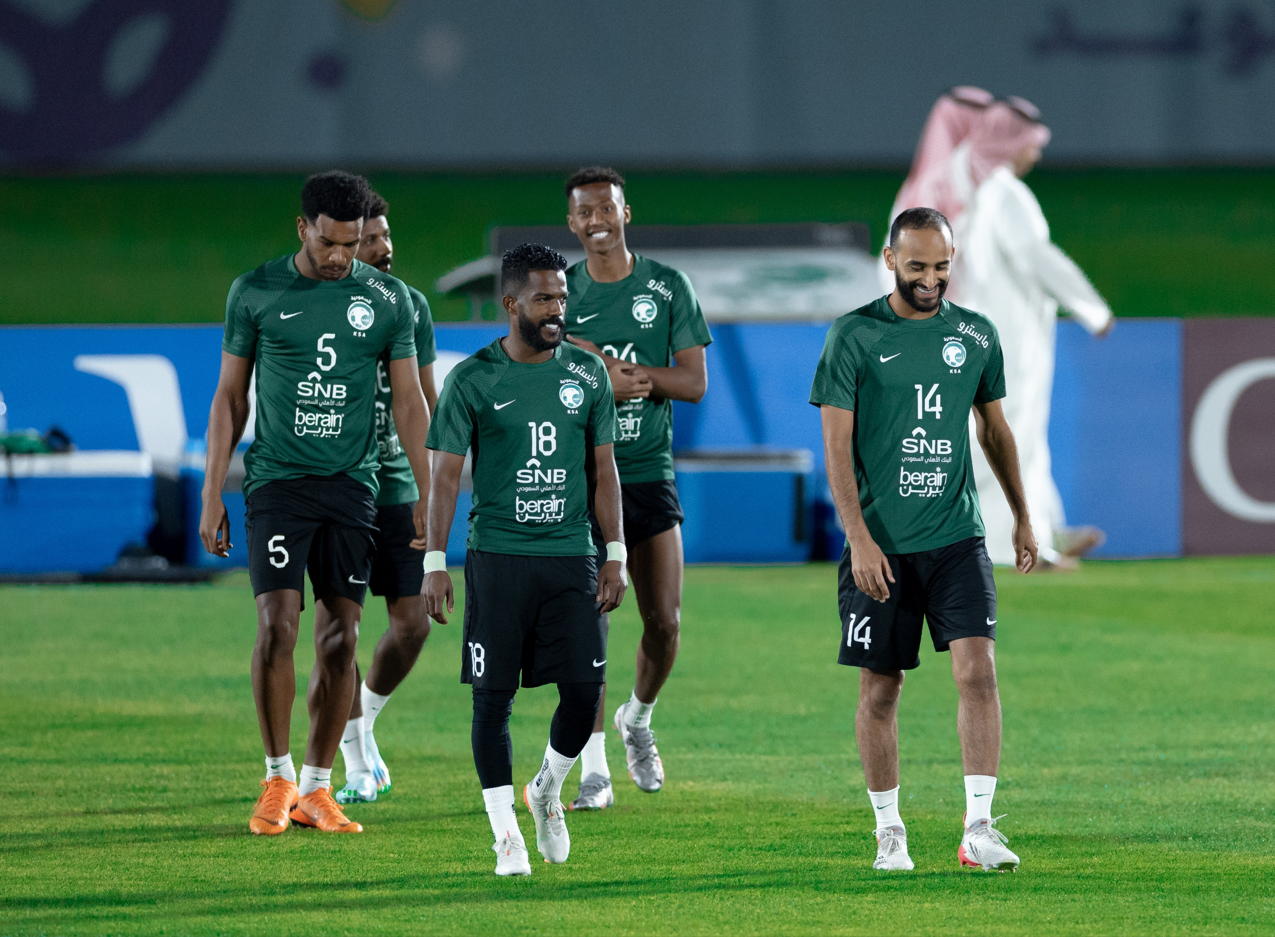   تشكيلة السعودية والمكسيك لمباراتهما في كأس العالم