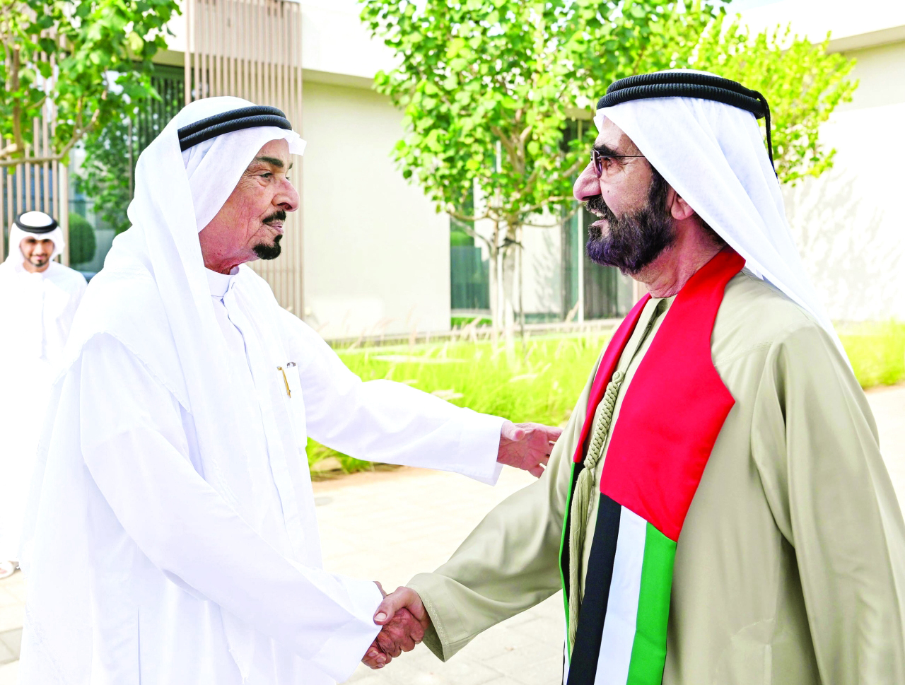 "محمد بن راشد وحميد النعيمي خلال اللقاء | من المصدر"