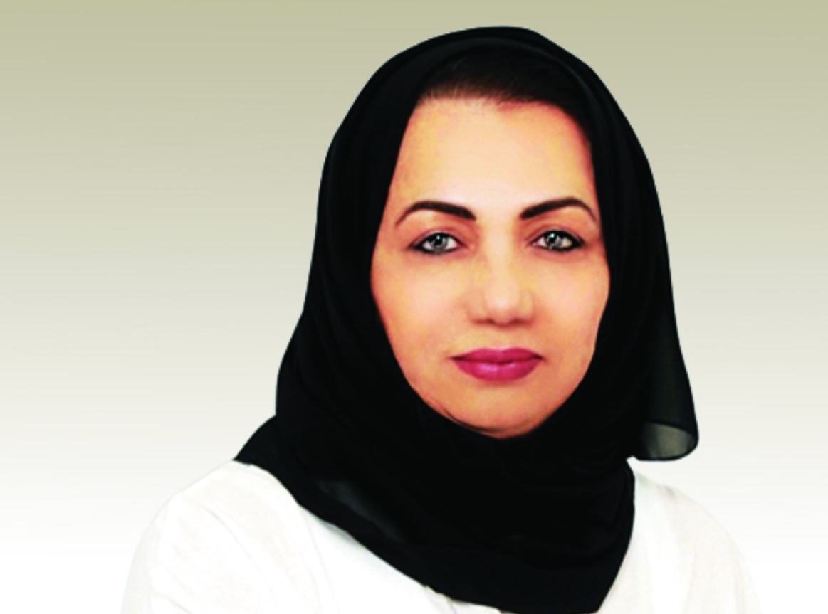 "عائشة سلطان"