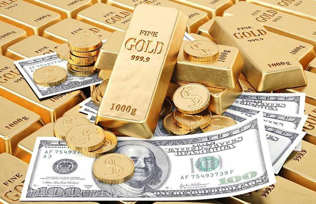 الدولار يهوي والذهب إلى أعلى مستوى منذ 5 أشهر