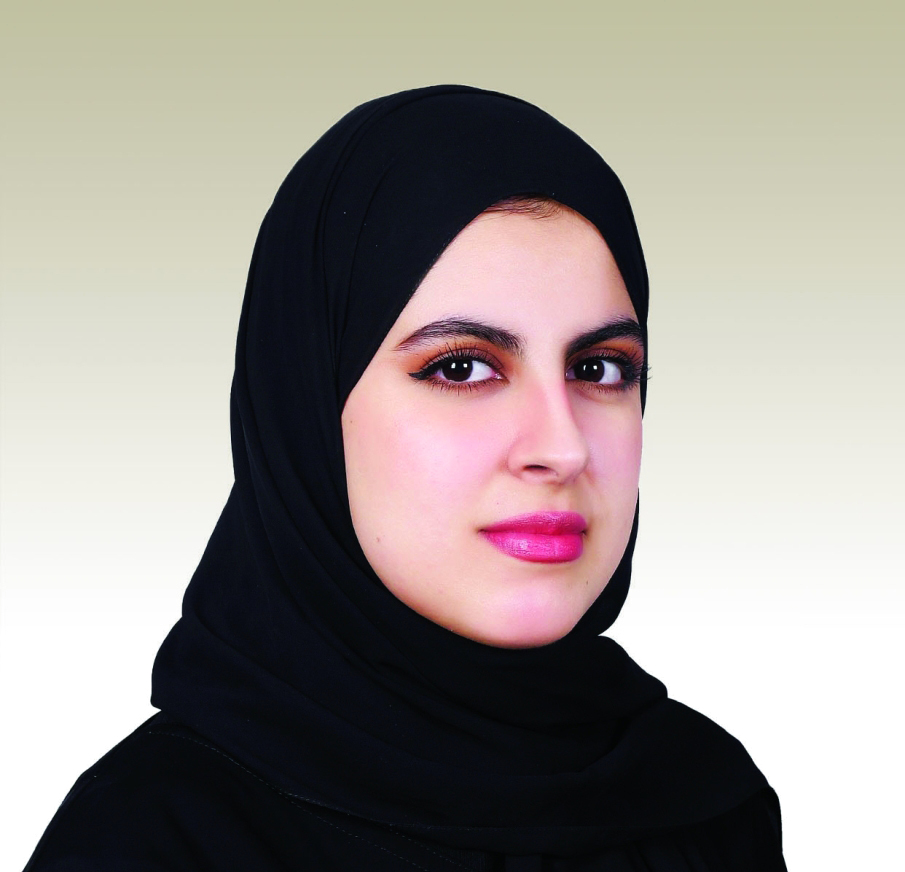 "آمنة الحمادي"