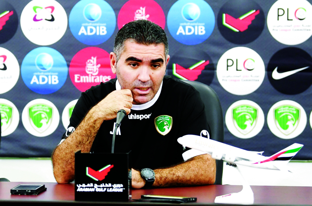 "التونسي جلال قادري خلال توليه مهمة تدريب الإمارات | البيان"