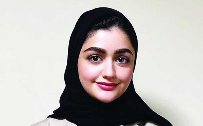 "عائشة الحمادي"