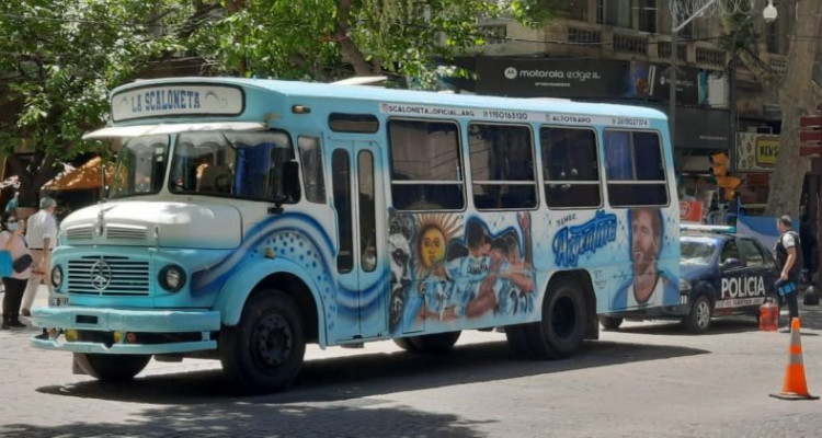 يخطف حافلة بركابها..لمشاهدة مباراة الأرجنتين وكرواتيا في منزله!