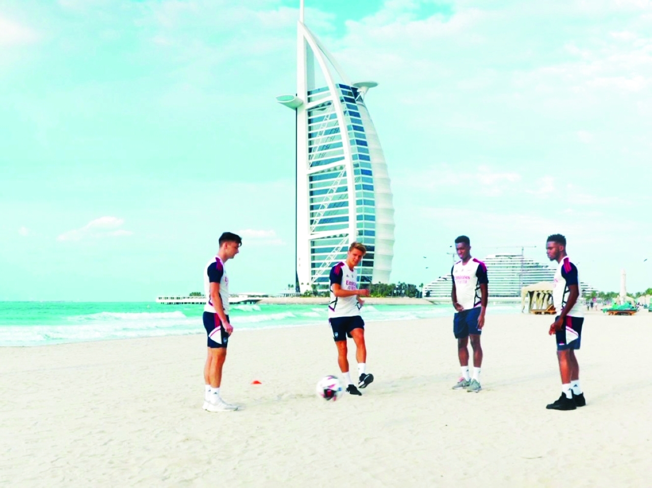 "مارتن أوديغارد خلال الفعالية بحضور نجوم أرسنال | البيان"