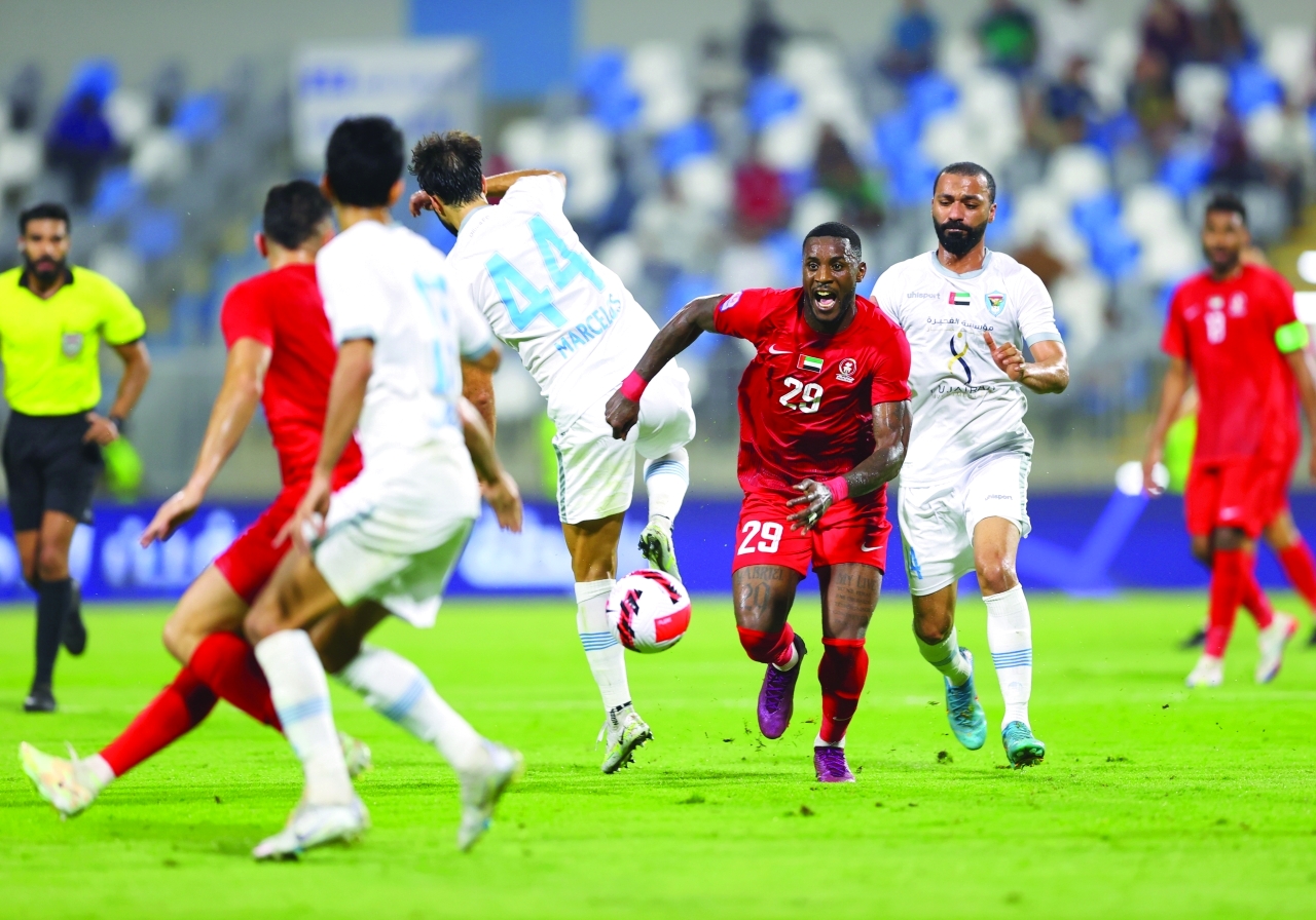 "«البطائح» في إحدى مباريات دوري المحترفين | البيان"