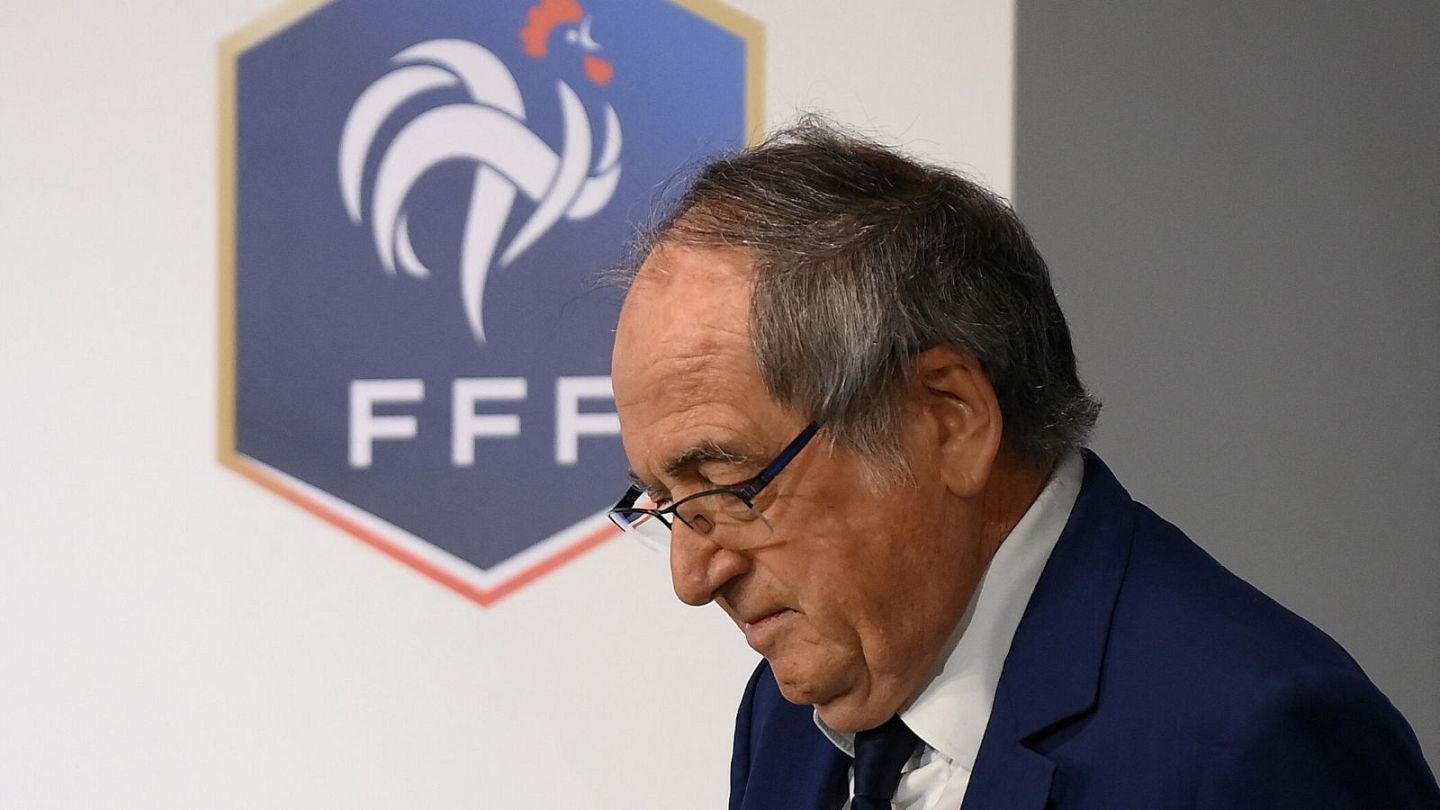 ماكرون يتدخل.. رئيس الاتحاد الفرنسي يضع نفسه في أزمة بسبب زيدان