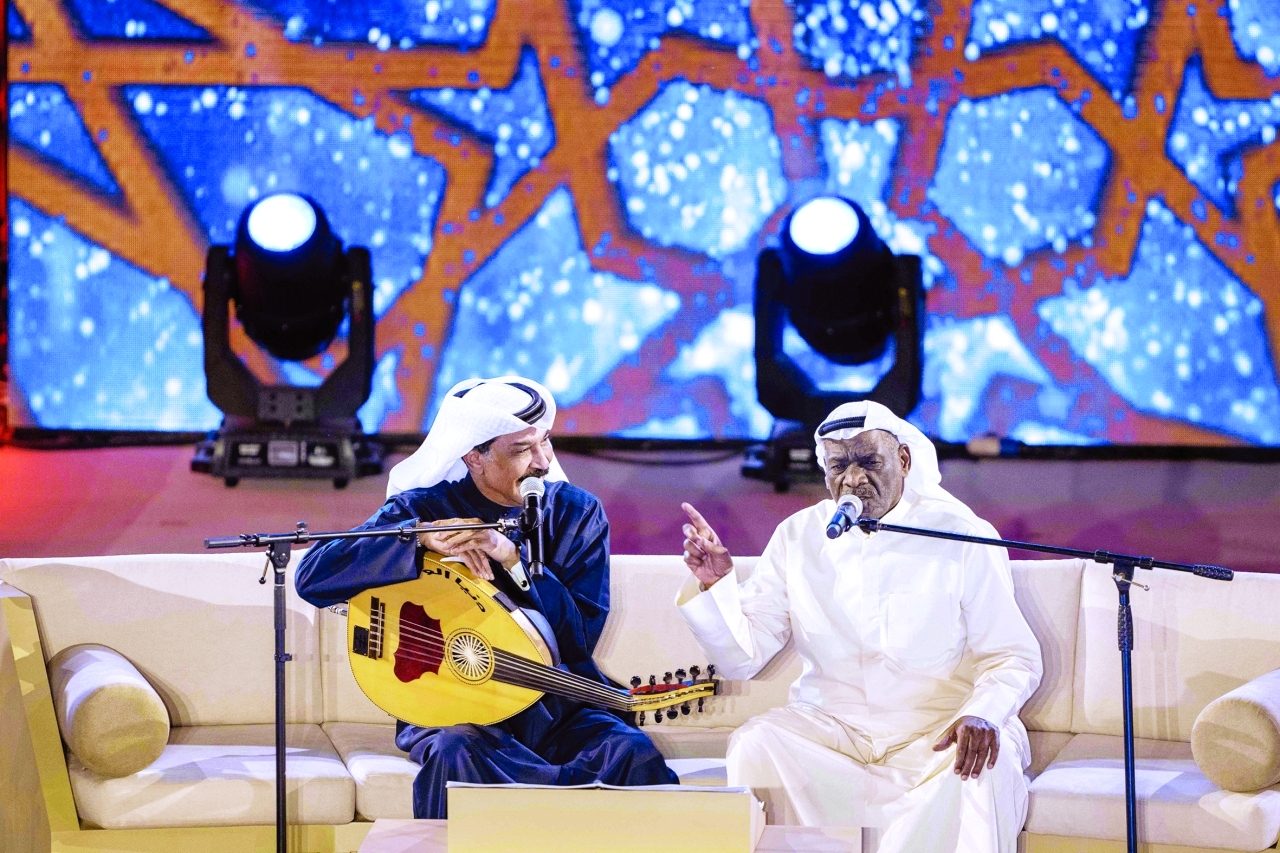 ليلة طربية مع عبدالله الرويشد وخالد الملا في «مدرج خورفكان»