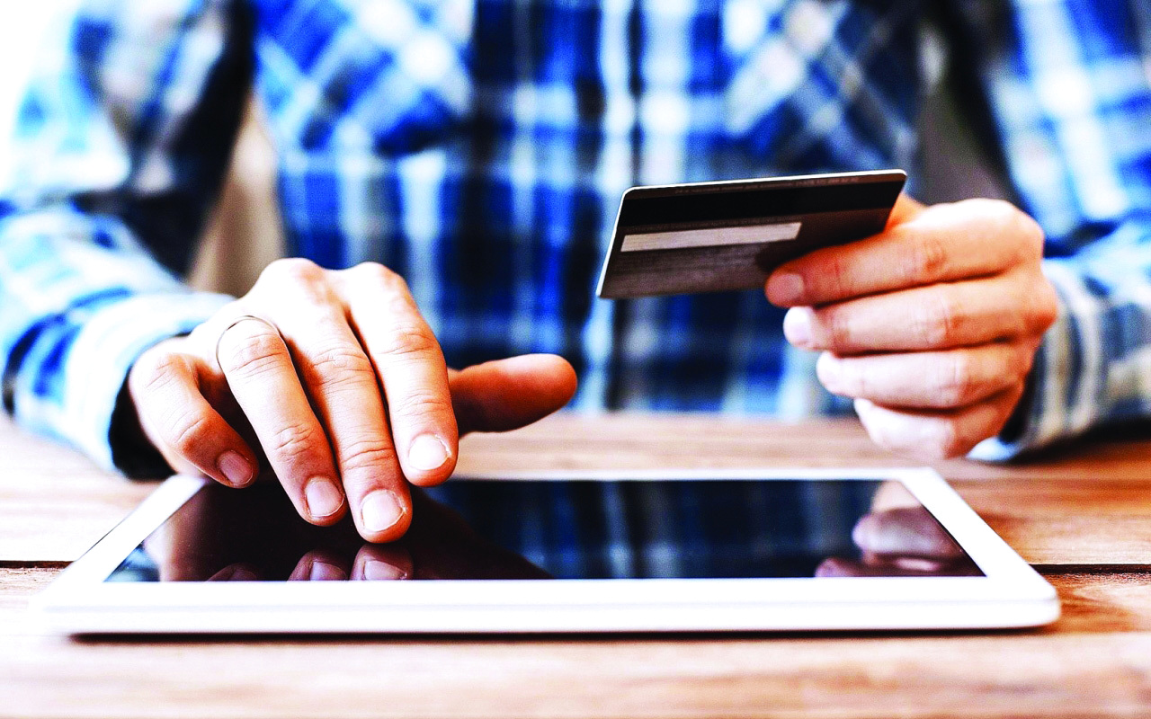 "نمو مضطرد للتجارة الإلكترونية في الإمارات | أرشيفية"