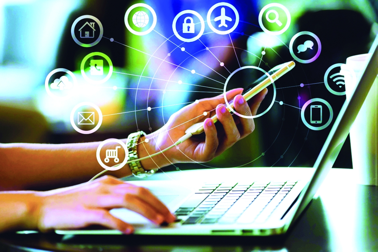 الإمارات تحتفظ بصدارة انتشار الإنترنت ومواقع التواصل عالمياً