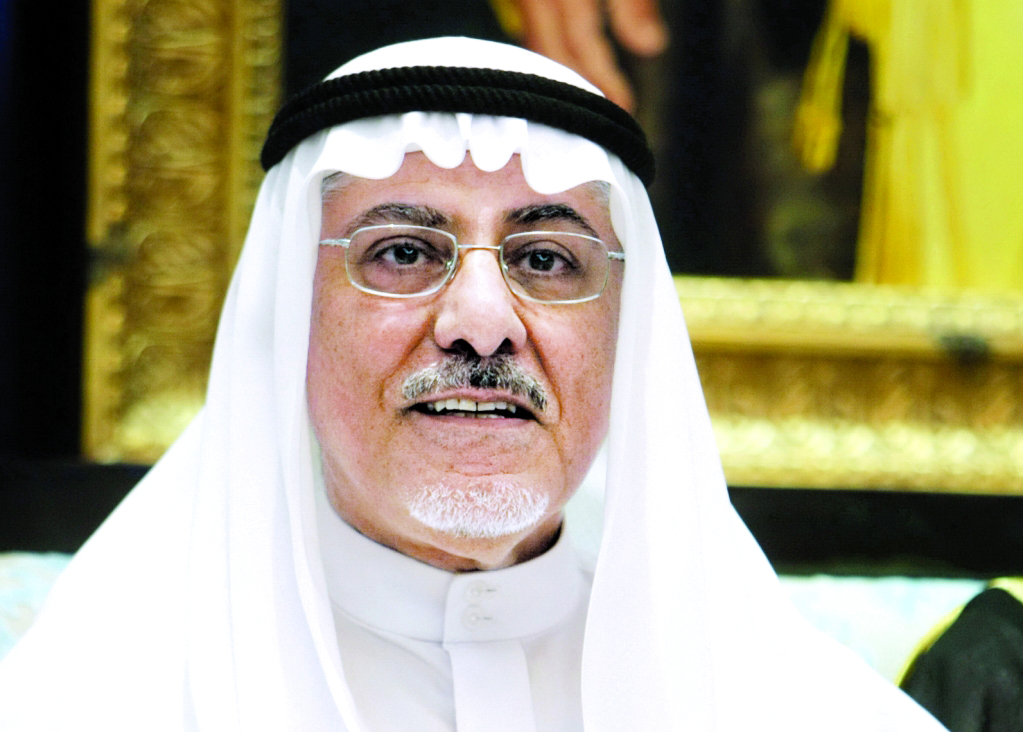بين الحق والباطل