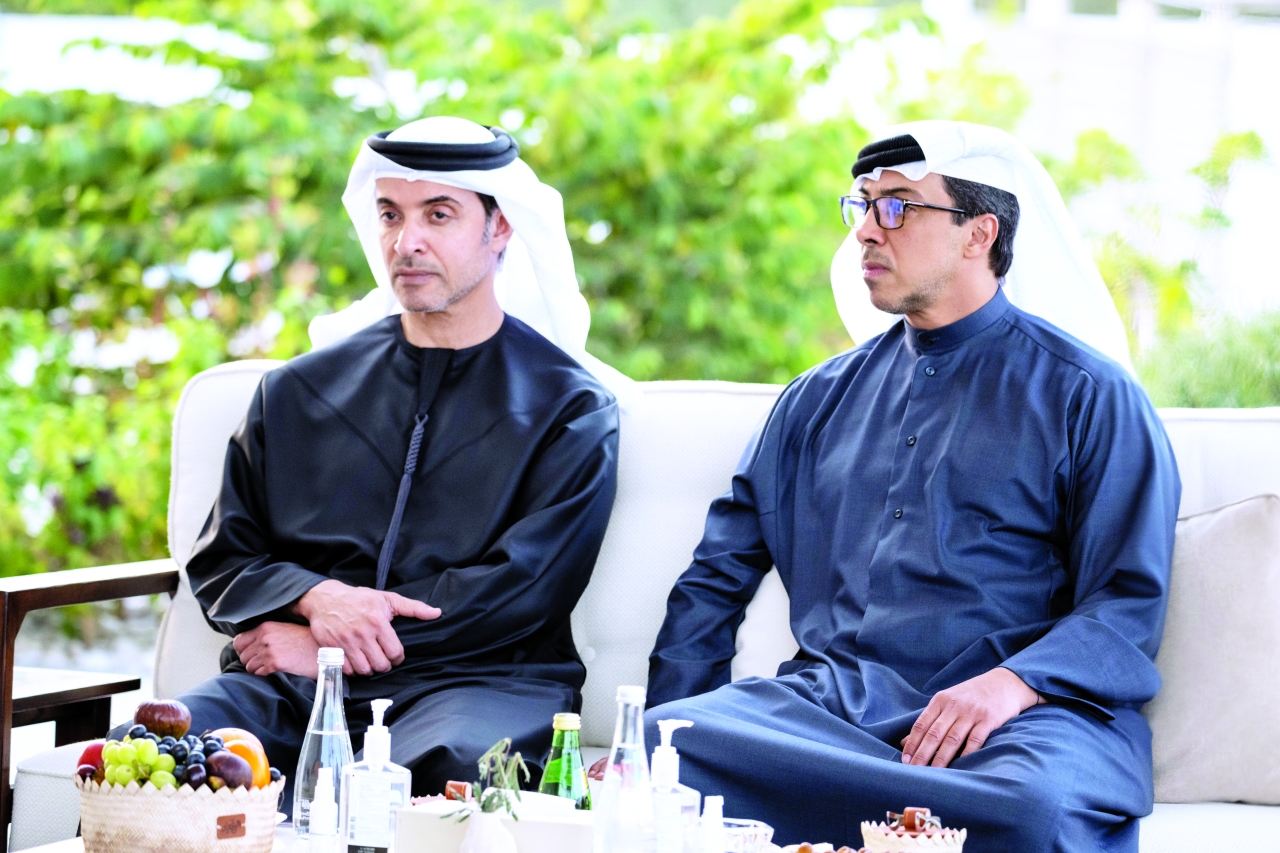 "هزاع ومنصور بن زايد"