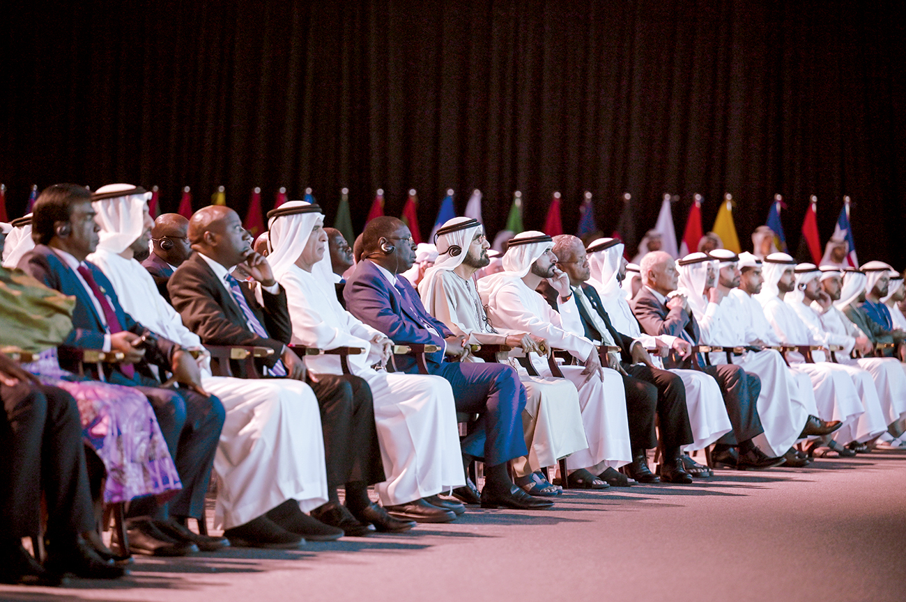 "محمد بن راشد يتابع كلمة الرئيس التركي بحضور سعود بن صقر وحمدان بن محمد وسيف بن زايد ومنصور بن محمد وأحمد أبو الغيط وكبار الحضور | تصوير: محمد هشام"