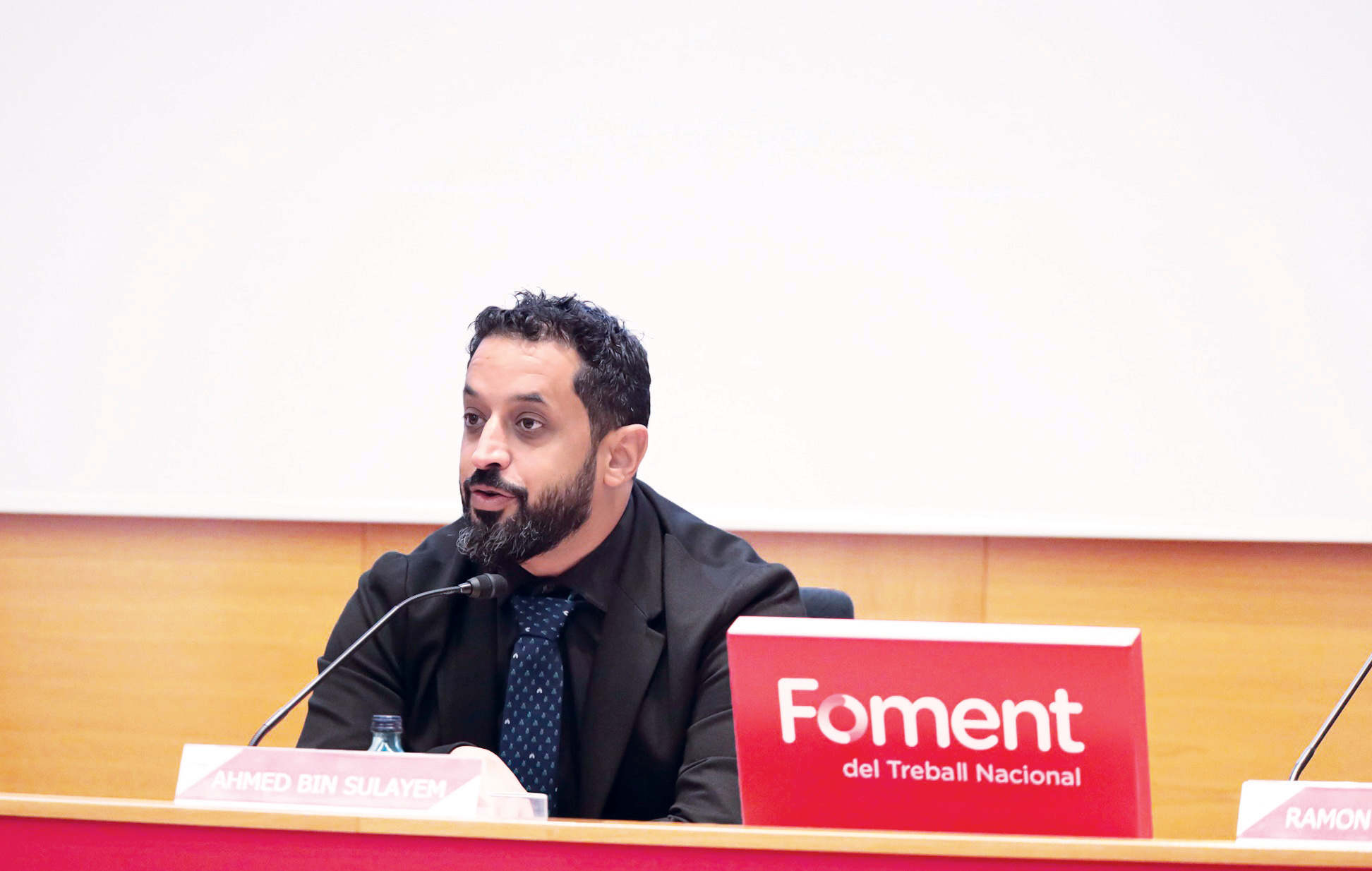«دبي للسلع» يختتم أول جولة ترويجية لعام 2023 بسلسلة «وجد من أجل التجارة» في برشلونة