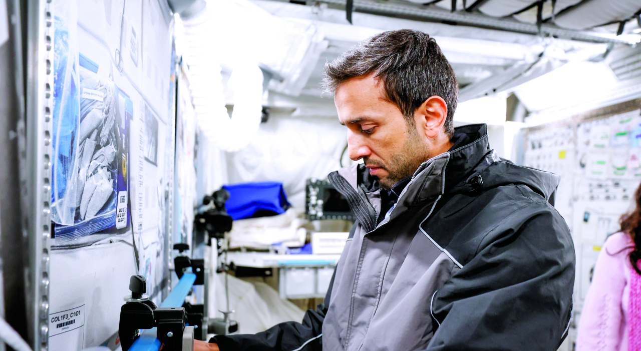 "اختبارات سلطان النيادي تسهم في خدمة البشرية | أرشيفية"