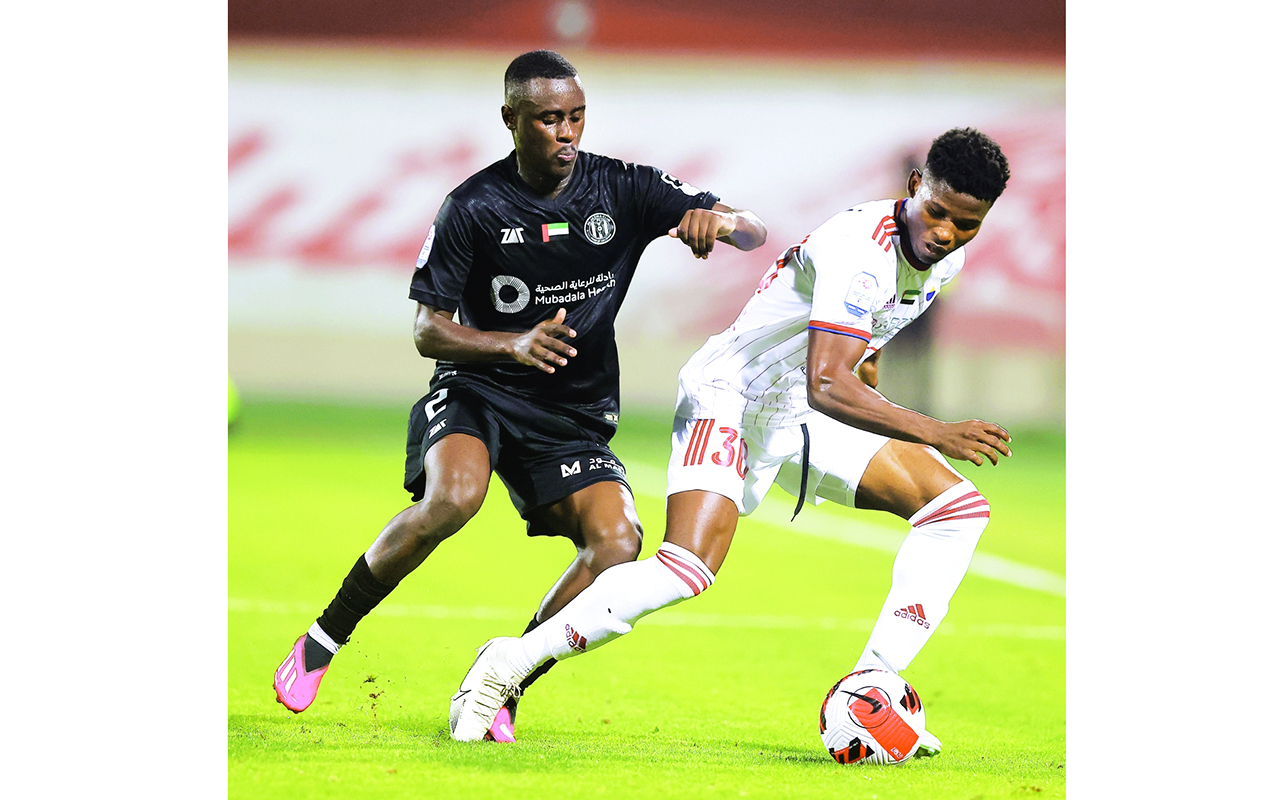 "الشارقة والجزيرة.. إثارة وندية تتجدد الليلة | تصوير: غلام كاركر"