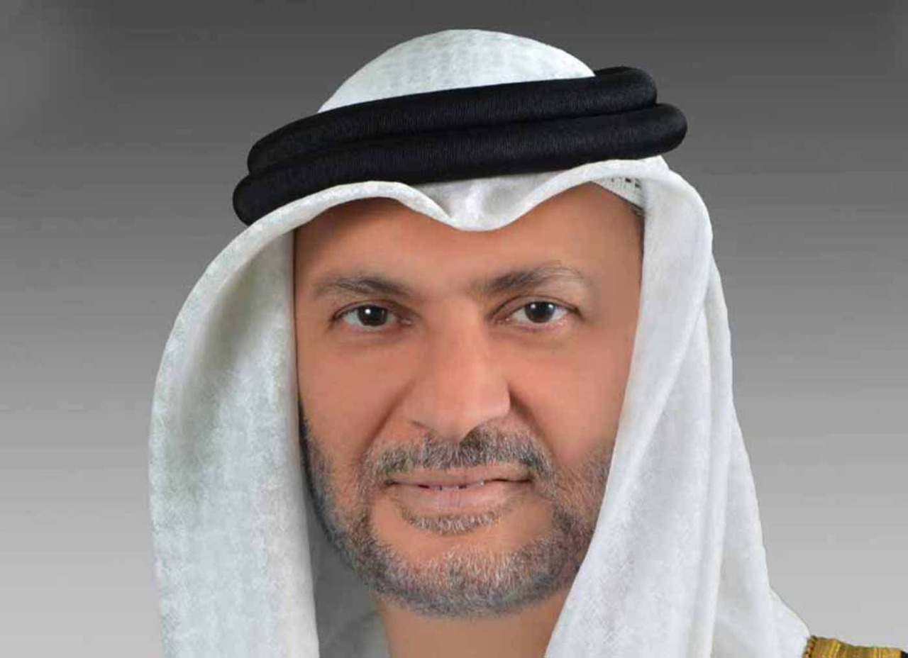 قرقاش يلتقى المبعوث الأممي لعملية السلام في الشرق الأوسط
