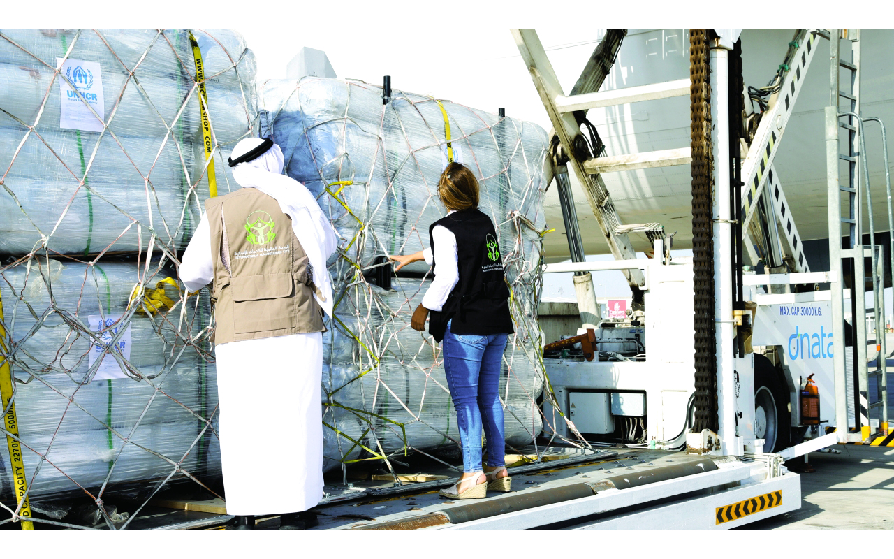 "خلال تجميع ونقل المساعدات | من المصدر"